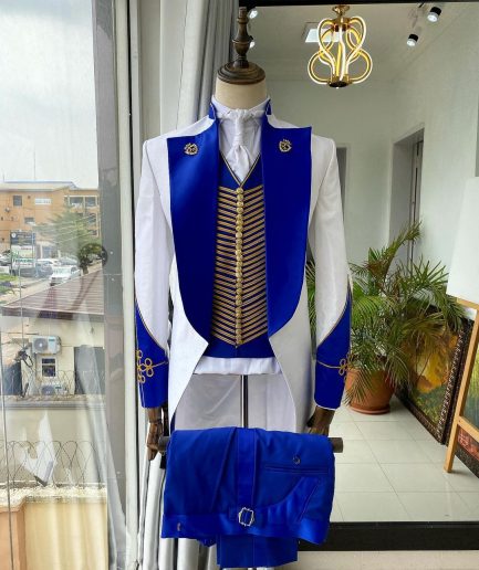 A Reloaded White And Blue silk "showman" trench Suit