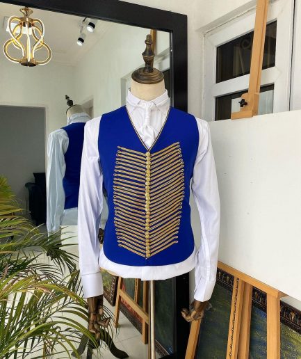 A Reloaded White And Blue silk "showman" trench Suit