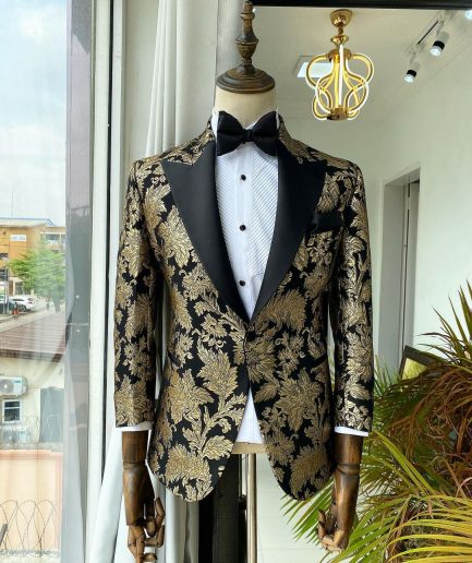 A Gold Patterned Jacquard Peak Label tuxedo suit