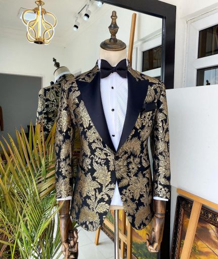 A Gold Patterned Jacquard Peak Label tuxedo suit