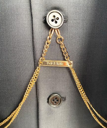 An Irish Grey Notch business Suit