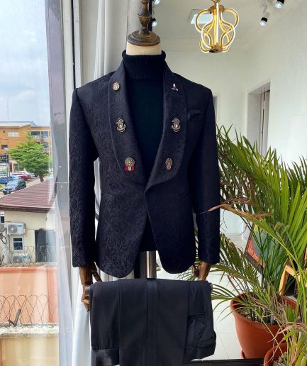 A Charcoal Black Shawl Lapel Jacquard Tuxedo Suit