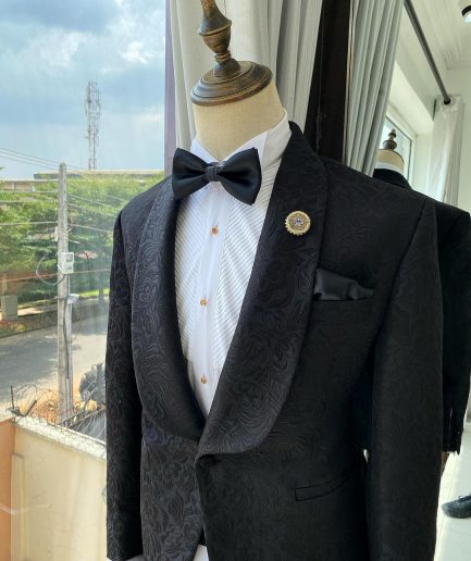 A Charcoal Black Shawl Lapel Jacquard Tuxedo Suit