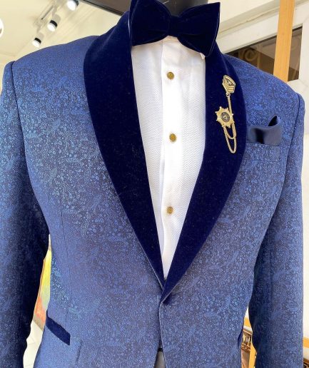 A Navy blue shawl lapel floral pattern jacquard blazer suit
