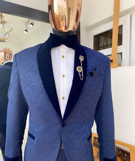 A Navy blue shawl lapel floral pattern jacquard blazer suit