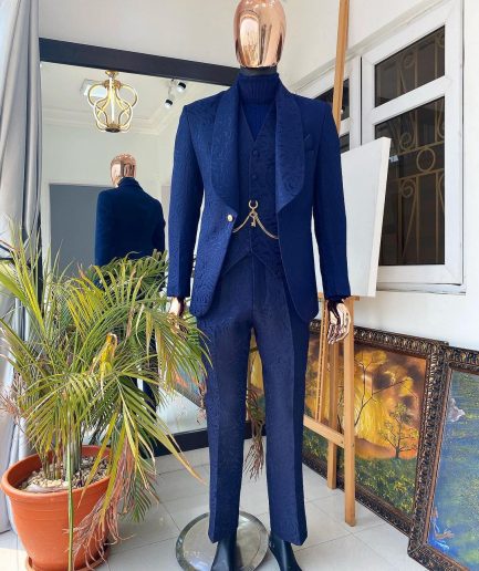 A Navy blue shawl lapel floral pattern jacquard tuxedo suit