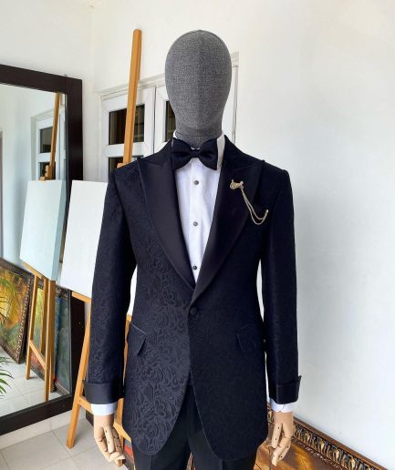 A Peak Lapel Jacquard Black Floral Tuxedo Suit