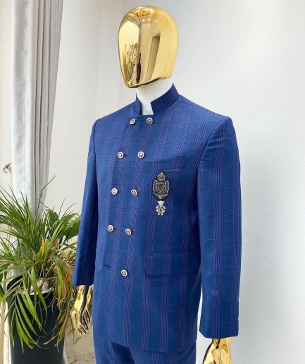 A Reloaded prince of wales windowpane check “French” double breasted safari suit