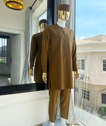 A Carton brown front flap detailing African kaftan