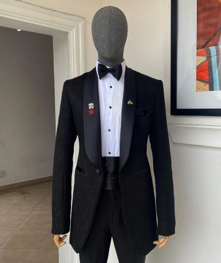 A Black Floral Jacquard Shawl Lapel Tuxedo Suit