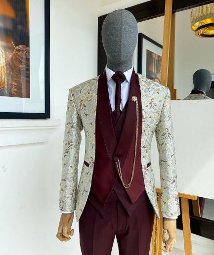 A Reloaded “Lugard” Jacquard Tuxedo Suit