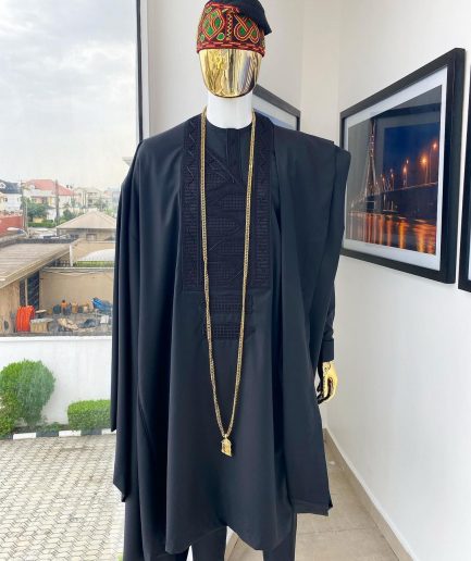 A Monochrome black with connected embroidery Agbada