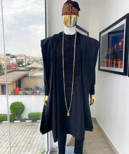 A Monochrome black with connected embroidery Agbada