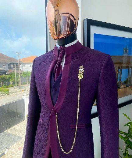 A “Pope” tapeless eggplant purple single button bishop neck suit