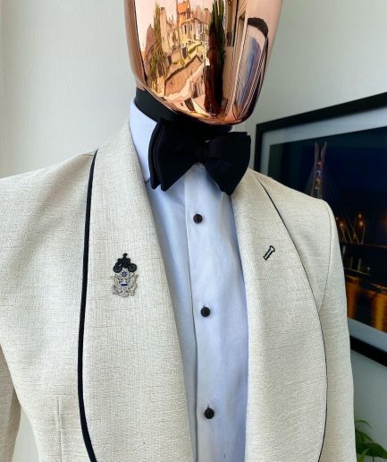 A Gold And ivory “Mandarin” invisible Pattern Ivory white shawl lapel jacquard Suit