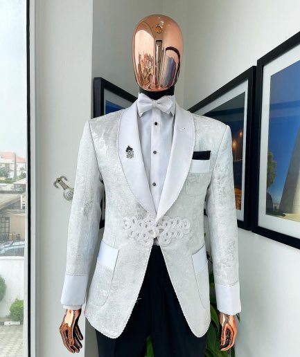 An Ivory white and silver “Napoleon” scattered pattern metallic jacquard Suit
