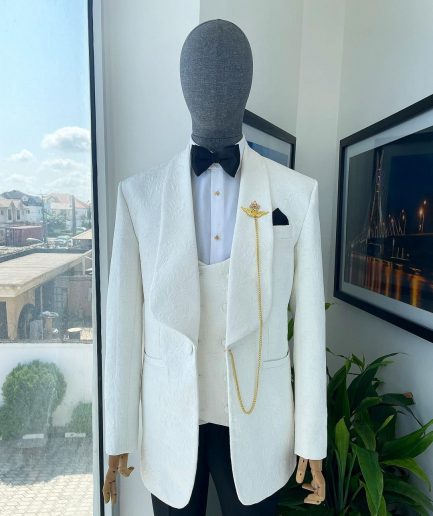 An Ivory white shawl lapel floral jacquard tuxedo suit