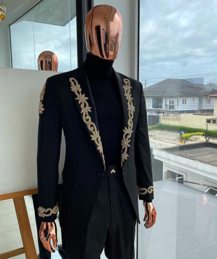 A reloaded “Vegas” Monochrome Charcoal black peak lapel Suit