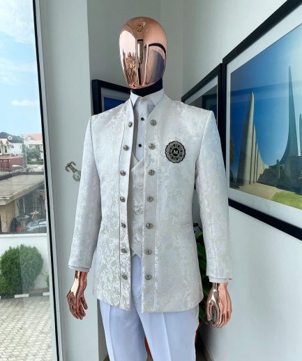 An Ivory white reloaded “stratosphere” dispersed pattern jacquard Suit.