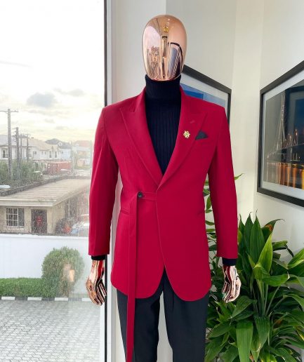 A Maroon Red Peak Lapel One Button, Rope Detailing Suit