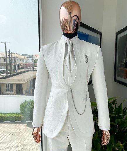 A Reloaded “Pope” Monochrome Ivory White Single Button Bishop Neck Suit
