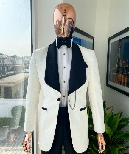 An Ivory White, Black Lapel Floral Pattern Shawl Lapel Tuxedo Suit