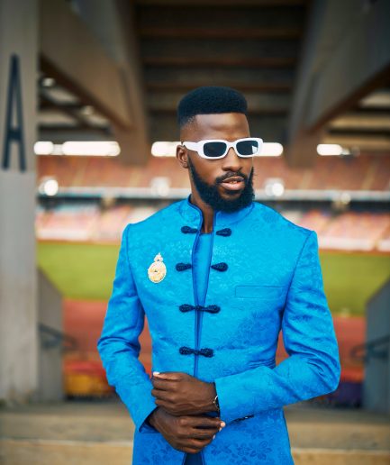 An Olympic blue mandarin floral safari suit