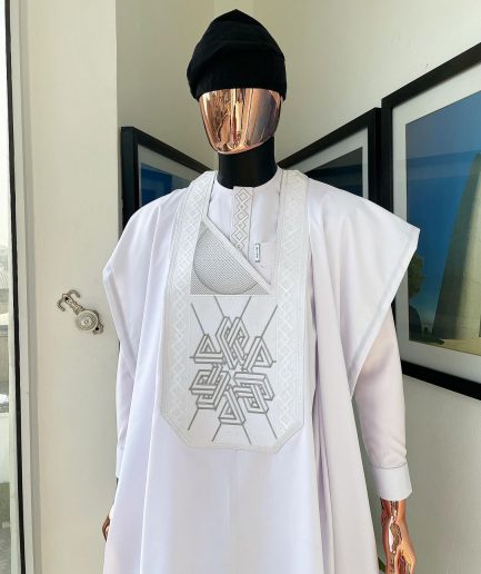 A Snow White precision cloud and anchor embroidery Agbada