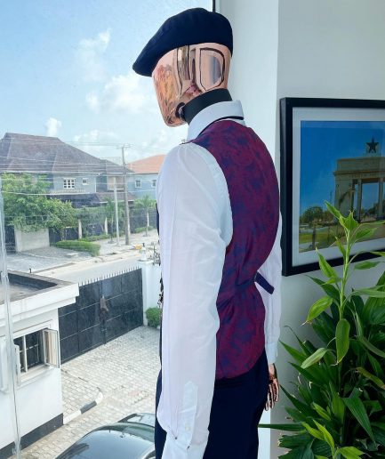 A “peaky blinders” navy blue, tiny square patterned - Jorgecarli super 140’s- “Board Room” suit
