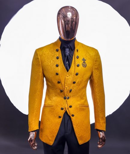 The “Monaco” honey yellow, single button front cut layered suit