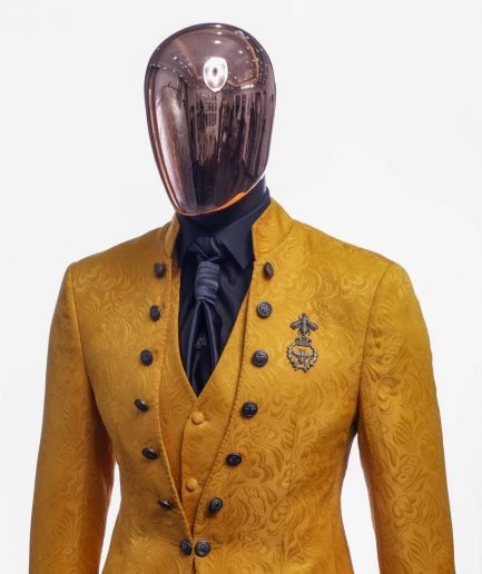 The “Monaco” honey yellow, single button front cut layered suit