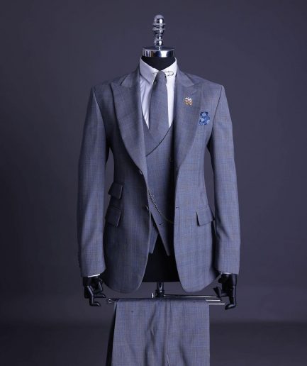 A light grey, windowpane check, monochrome nobility super “140s” “Board Room” Notch lapel suit