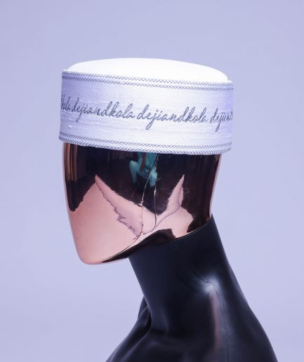 A cocaine white grey scritto pattered embroidery hat