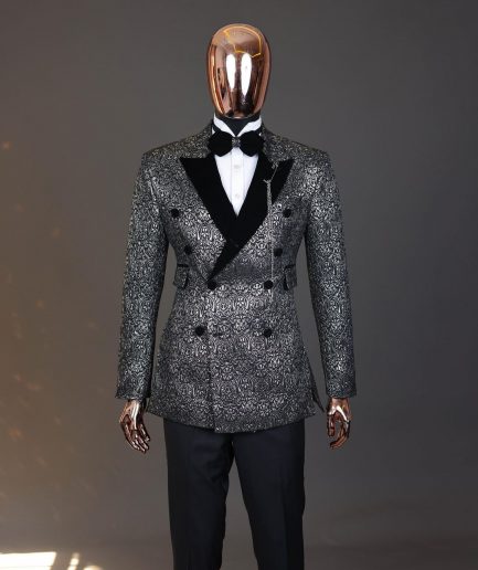 The “Love don’t Cost Shishi ” peak lapel, high pocket tuxedo suit
