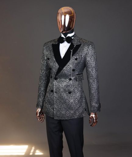 The “Love don’t Cost Shishi ” peak lapel, high pocket tuxedo suit