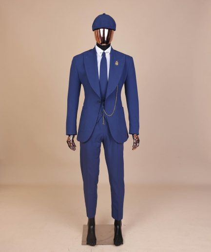 A “peaky blinders” navy blue seersucker fabric knitted peak lapel suit