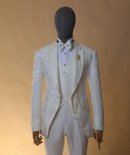 An ivory white, knitted, root floral jacquard notch lapel suit.