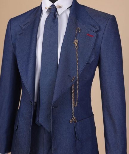 A “peaky blinders” denim knitted notch lapel suit