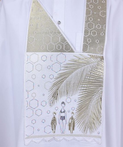 A White, Mama And Children Metallic Wire Embroidery Details Agbada