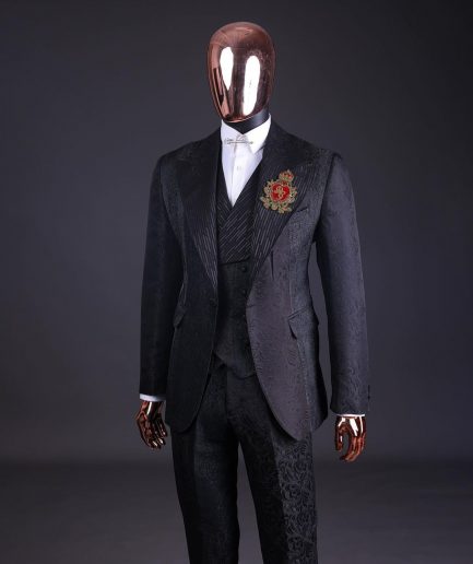 The “gogo” limited edition black mixed jacquard fabric peak lapel metallic jacquard suit