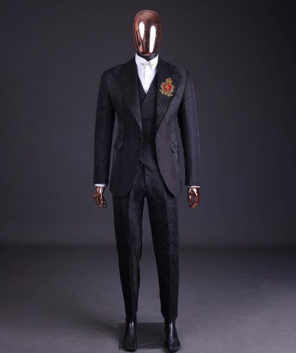 The “gogo” limited edition black mixed jacquard fabric peak lapel metallic jacquard suit