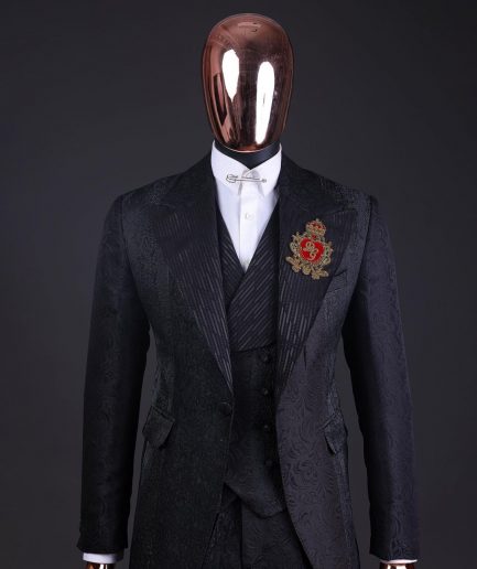 The “gogo” limited edition black mixed jacquard fabric peak lapel metallic jacquard suit