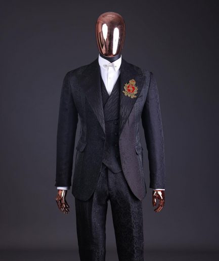 The “gogo” limited edition black mixed jacquard fabric peak lapel metallic jacquard suit