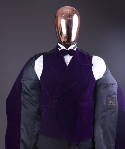 An Egg Plant Purple Velvet Shawl Lapel Tuxedo Suit