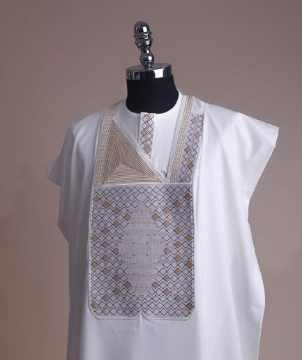 An Ivory white, chinoiserie chic pagoda with layers metallic wire embroidery details agbada