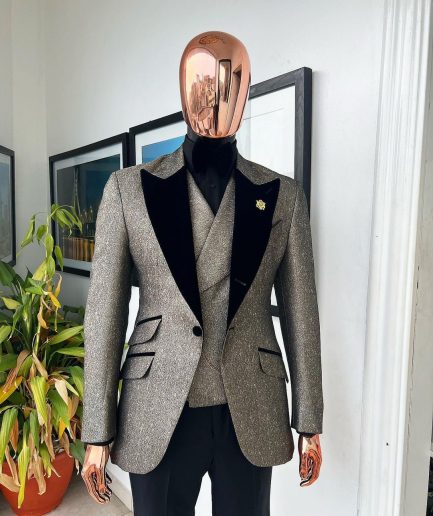 A Gold, black and silver mix metallic jacquard, peak lapel tuxedo suit