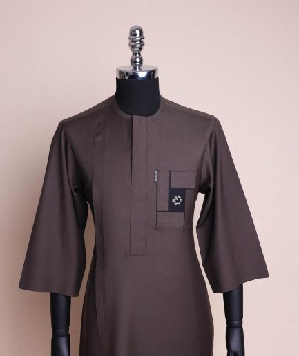 An Uber brown, front flap, connected mazed rectangle, 3/4 sleeve African senator kaftan native.