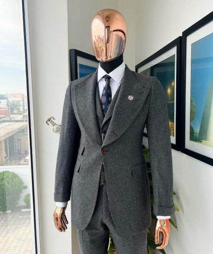 A Cloud Grey, Knitted, Peak Lapel Jorgecarli Vogue Suit