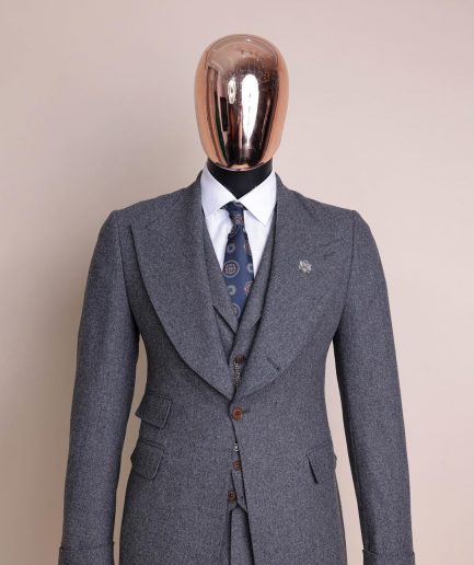 A Cloud Grey, Knitted, Peak Lapel Jorgecarli Vogue Suit