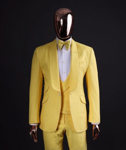 A Middle yellow linen shawl lapel jacket